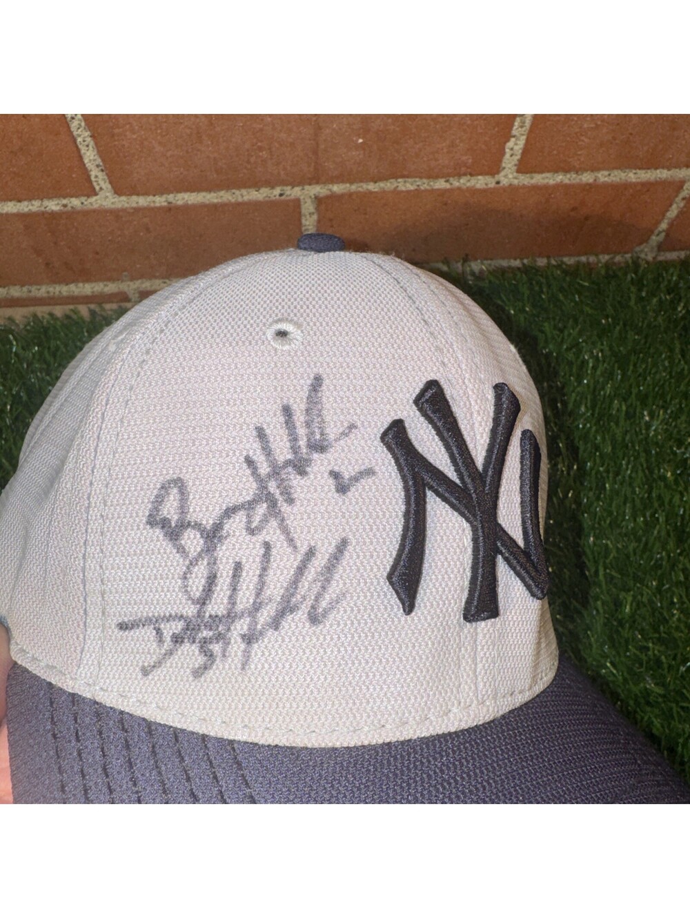 New York Yankees New Era Medium- Large Stretch Fit Autographed!!